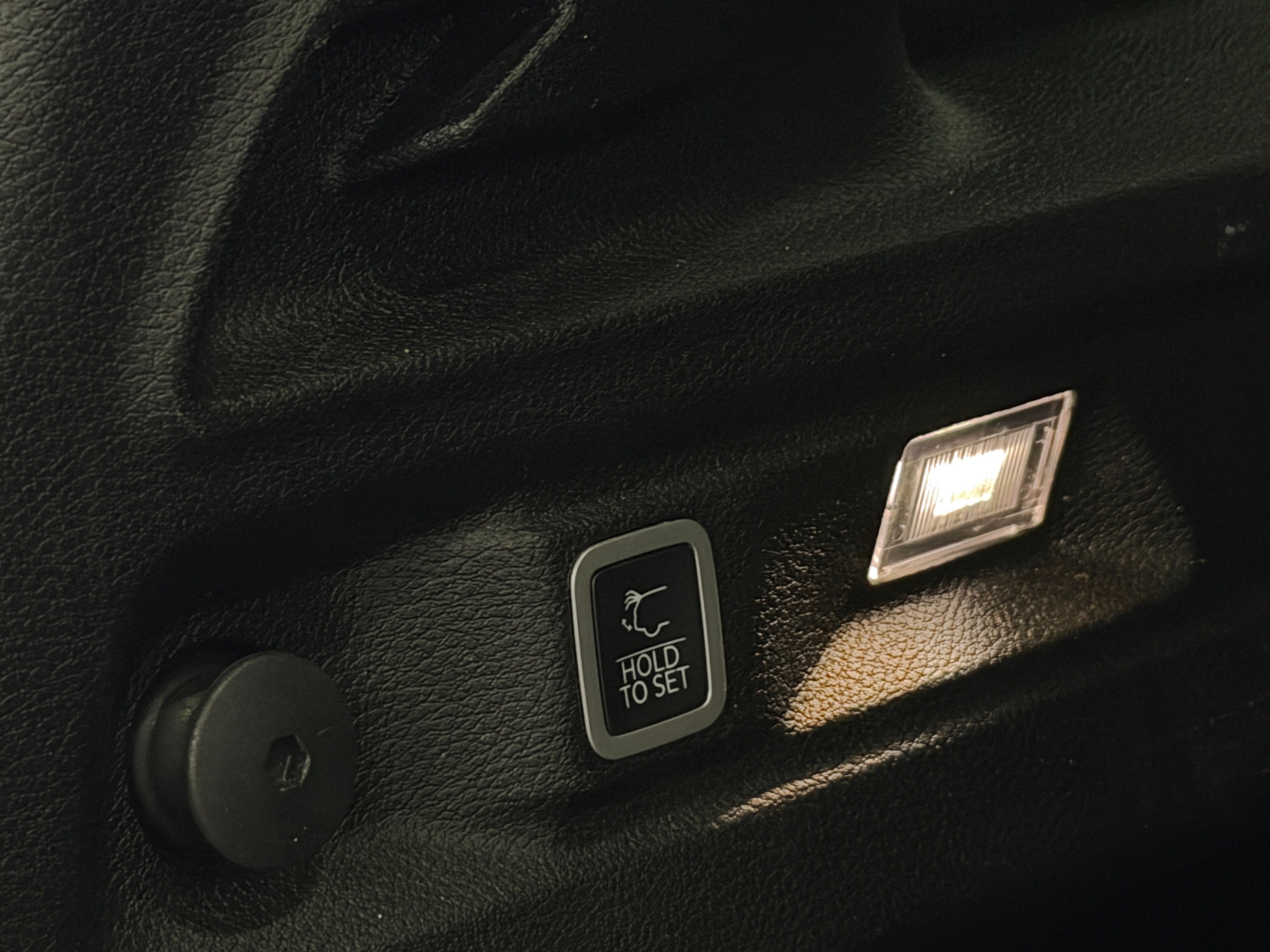 jeep grand cherokee l 2023 1C4RJKBG2P8865431 image jeep grand cherokee l 2023 1C4RJKBG2P8865431 image